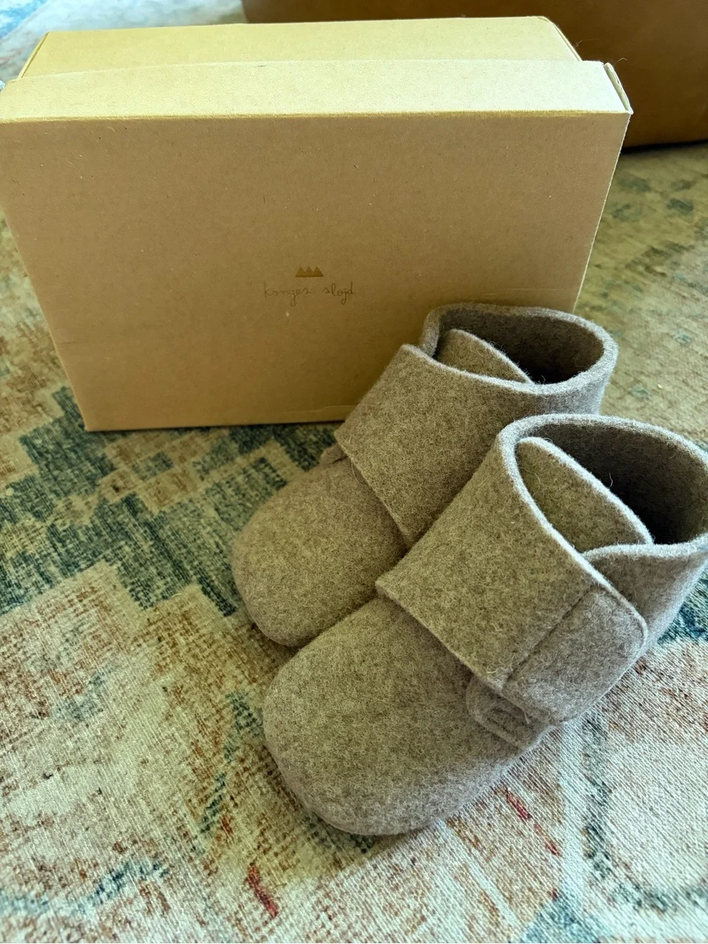 NIB Konges Sløjd Slippers Mamour Felt Footies 'Camel' $65 Euro 28, US 11